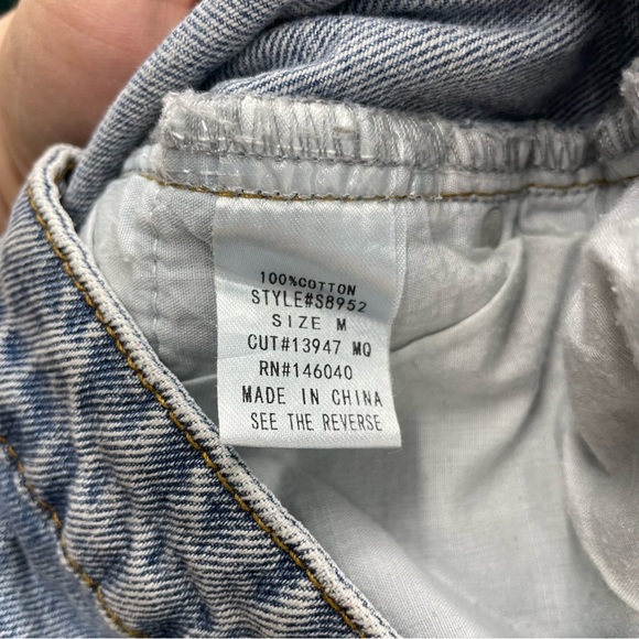 Signature 8 high waist distressed straight jeans Sz M knee holes 28x29 - Picture 10 of 11